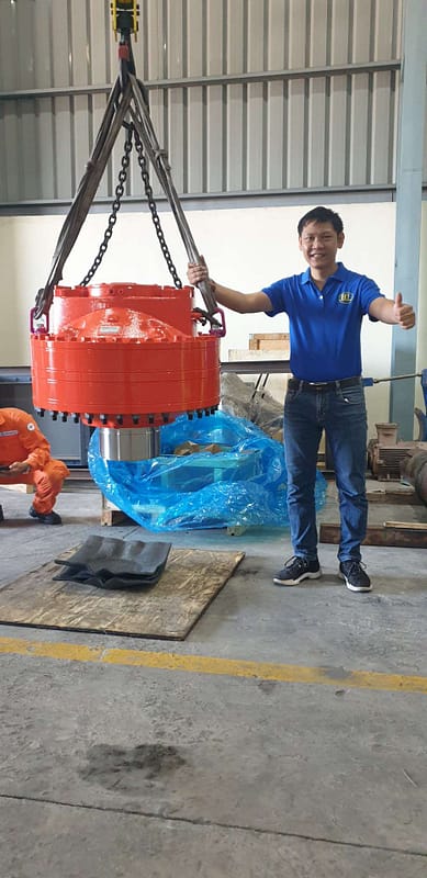 HLie - Giao hàng Động cơ thủy lực Bosh Rexroth (2)